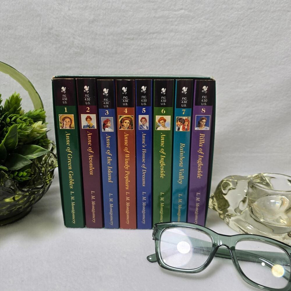 The Anne of Green Gables Complete Set PB Novels # 1-8 by L. M. Montgomery 1998